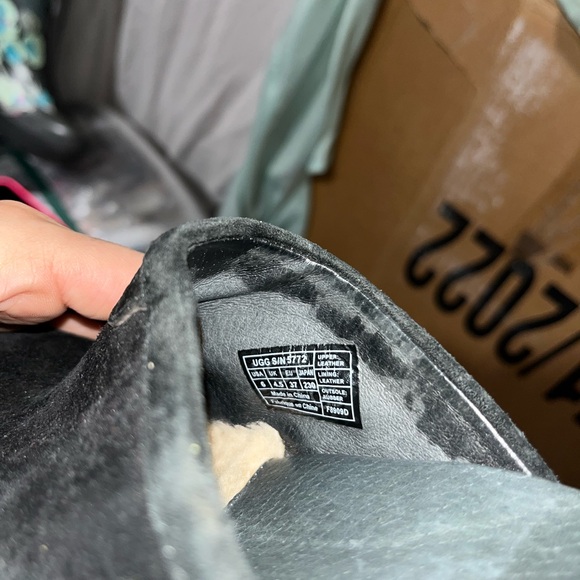 UGG Black Suede Wooden Heel Clogs Size 6 - Picture 10 of 10